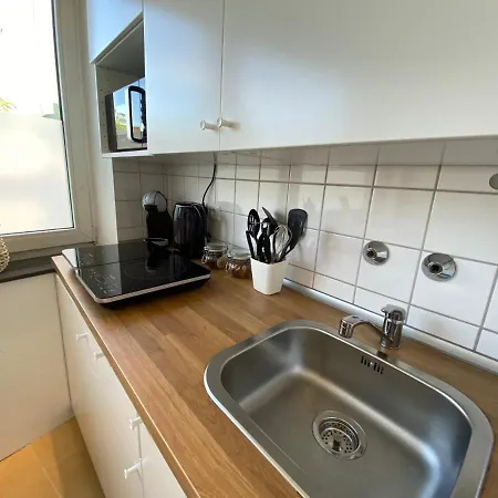 Urban Jungle Apartment In Kassel + Netflix Exterior photo